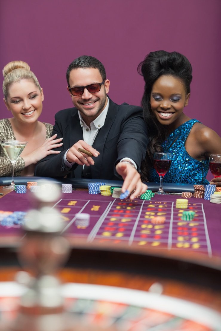 PG Soft live blackjack studio on qqjoker platform with HD dealer camera and real-time bet interface